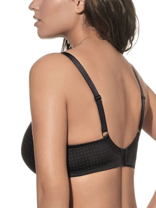 Sutiã preto com estampa de pequenos pontos, fecho traseiro ajustável e alças reguláveis. Modelo posando de costas para destacar o design e o ajuste perfeito.