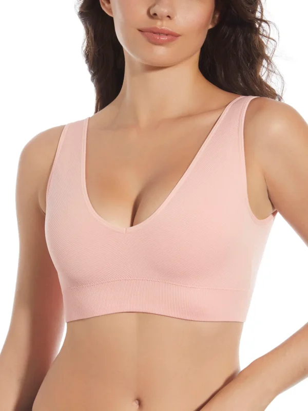 Sutiã Letiana - Rosa - Desportivo Vista frontal de sutiã desportivo rosa, com decote em V, enchimento removível, sem aros e costuras, pensado para conforto e liberdade de movimentos.