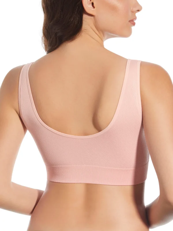 Sutiã Letiana - Rosa - Costas - Desportivo Vista traseira de sutiã desportivo rosa claro, com enchimento removível, sem costura, sem aros e alças largas para maior suporte e conforto.