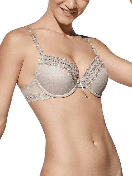 Sutiã push up cor terra com aros e renda delicada, alças ajustáveis e fecho traseiro. Ideal para realçar o busto com conforto e elegância.