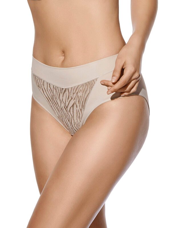 Cueca Braga Vera - Cueca braga de tecido em tule